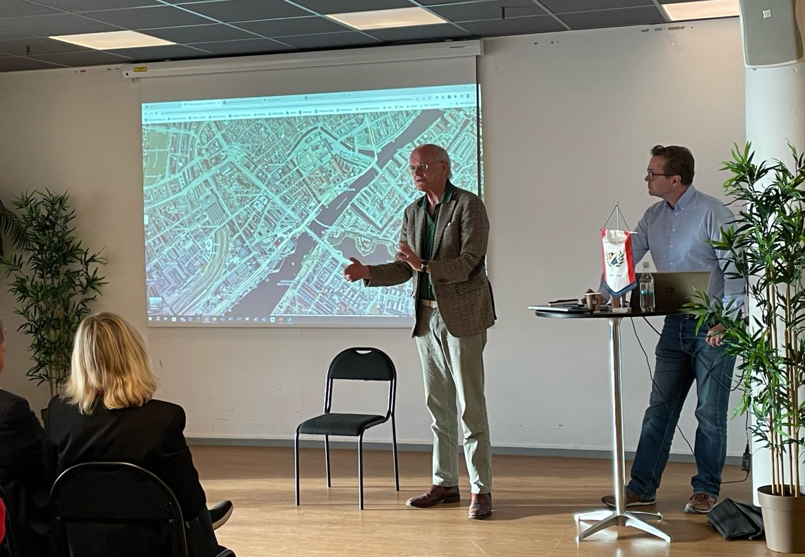 Halgrim og Olav Engebret Thon fra Hathon. 