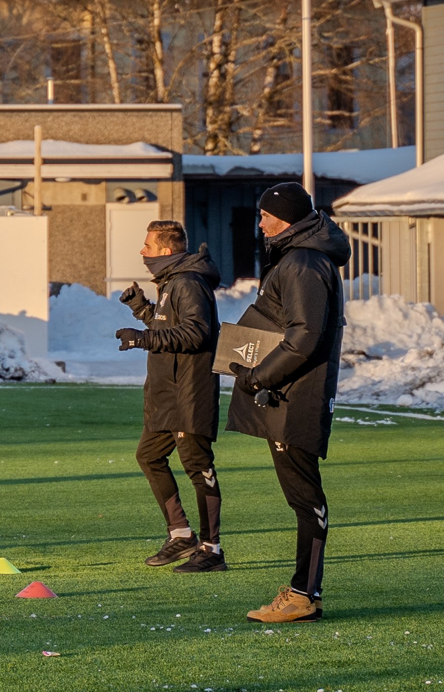 TRENERTEAM: (f.v) Antonis Veras og Magnus Aadland.